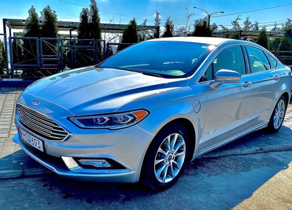 Ford Fusion Hybrid