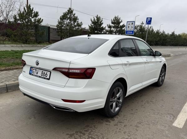 Volkswagen Jetta 
