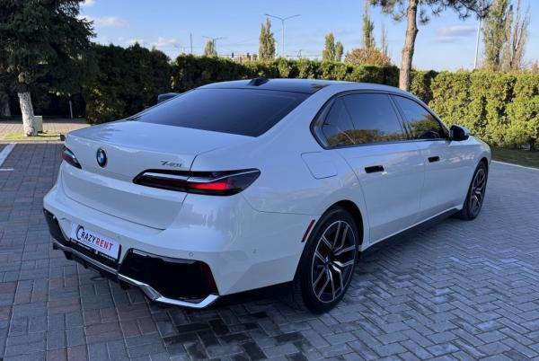 BMW Seria 7  G70