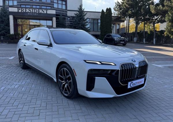 BMW Seria 7  G70